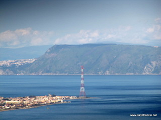 2011_04_15-S_Jachiddu-Panorama_Zona_Falcata-Torre_Faro_PILONE